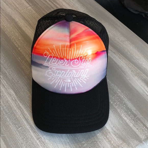 North Face Trucker Hat 
